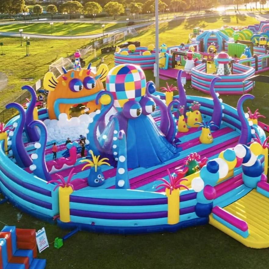 AT146352WH Inflatable Castle Fabric PVC Coated Polyester Fabric Inflatable Water Park Material Toy Material Pool Tarpaulin