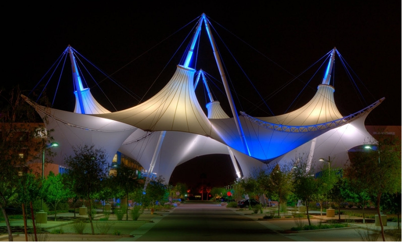 PVC Coated Fabric for Tensile Structures Fire-Resistant Water-Resistant Tent Awning Sunshade Building Roof Covers